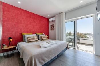 Junior-Suite mit Terrasse - Meer- und Stadtblick1